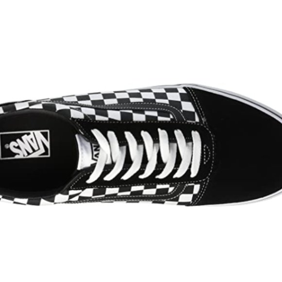 Athletic_Shoes